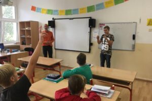 Žáci absolvují část výuky v anglickém jazyce