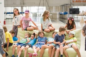 Ohlédnutí za letními aktivitami pro děti a pedagogy v PLATO Ostrava