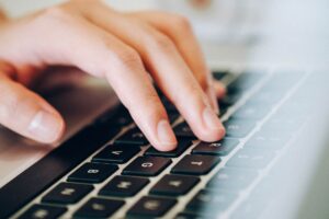 Seminář pro žadatele o finanční podporu v rámci Programu na podporu cizojazyčné výuky ve šk. roce 2021/2022