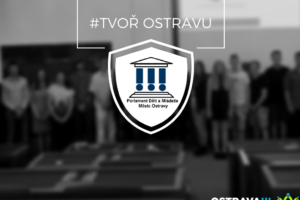 Parlament dětí a mládeže města Ostravy funguje i v době covidové a na diskuze Na kafe s… navazuje podcasty.