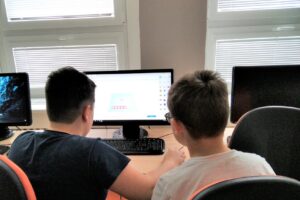 Žáci ZŠ B. Dvorského pracují s 3D tiskárnou